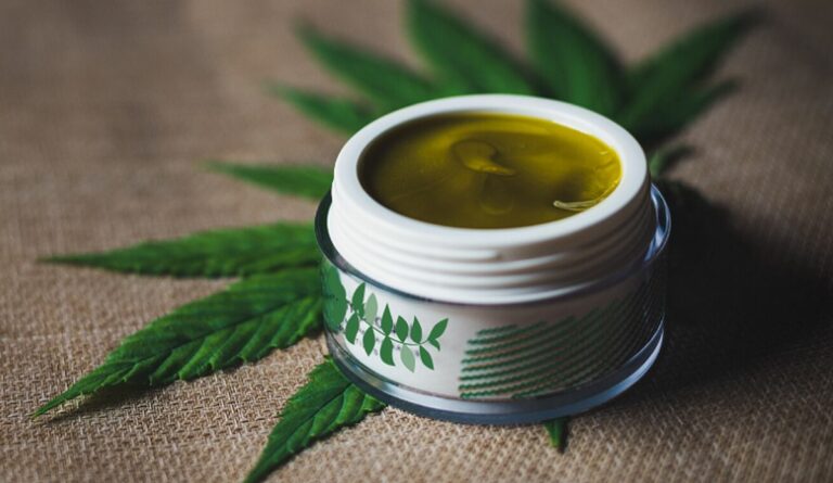 Comment bien utiliser la crème CBD sur la peau
